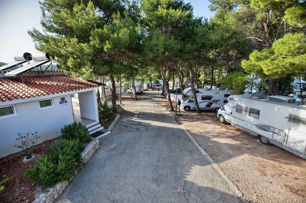 Kamp Vira Mobile Homes Hvar Town Eksteriør billede